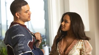 ‘American Sports Story’ Star Jaylen Barron Talks Sparking Empathy for Aaron Hernandez’s ‘Villainized’ Fiancée Shayanna Jenkins