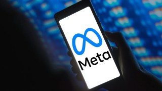 Meta Builds AI Search Engine to Reduce Its Dependency on Google and Bing